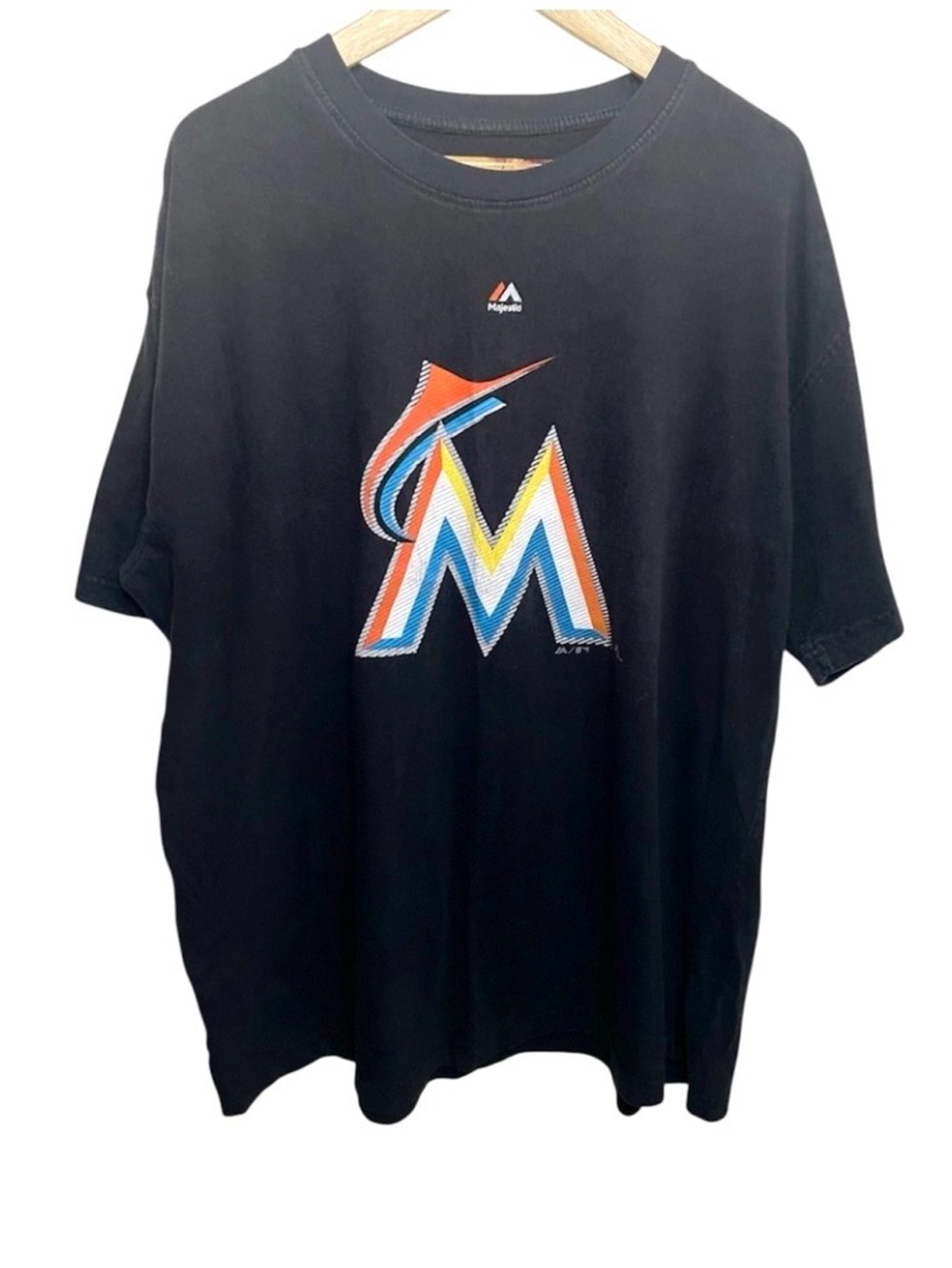 Miami Marlins MLB Black Faded 2XL Graphic Majestic Sports 90s 00s Tee Shirt